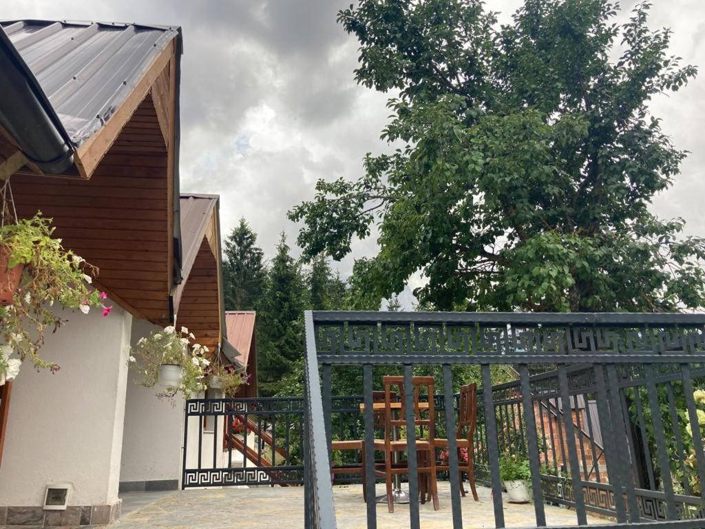 Hotel Bujtina Arturi Valbone Exterior foto