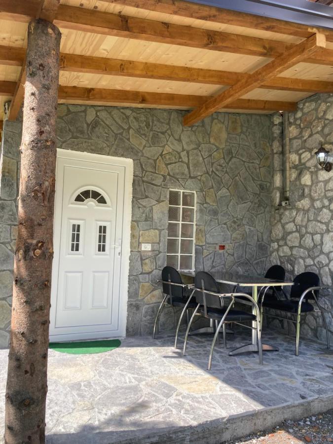 Hotel Bujtina Arturi Valbone Exterior foto