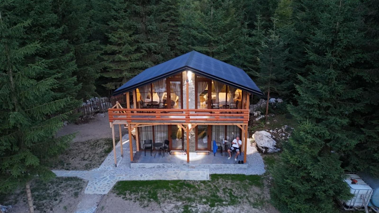 Hotel Bujtina Arturi Valbone Exterior foto